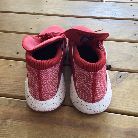 ADIDAS 11222RED HI TOPS SZ 13.5 UNWORN CONDITION BASKETBALL SHOES - Picture 4 of 8